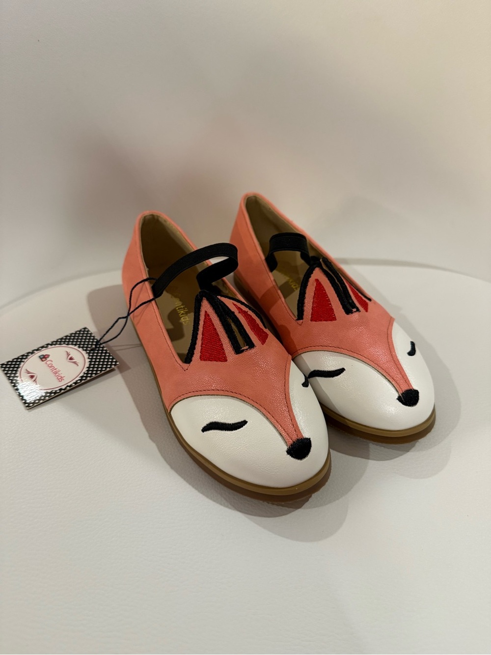 ☀️🌊 Contikids Kids Fox Slip-On Shoes - Coral and White NWT